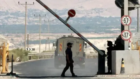 A Pair of Victims Shot in Incident Close to Jordan-West Bank Checkpoint, Israeli Military States